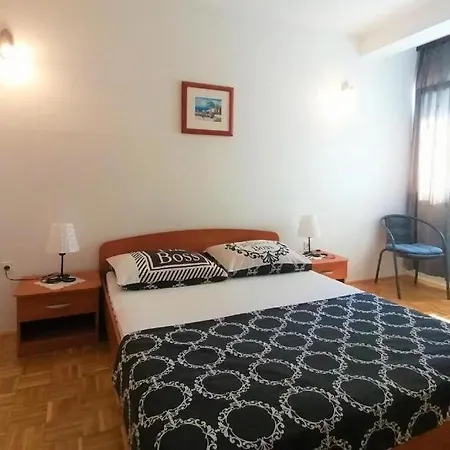 By The Sea Pirovac, Sibenik - 24368 *