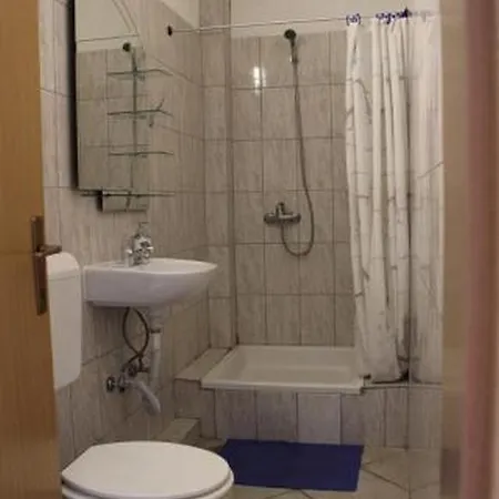 Apartment By The Sea Pirovac, Sibenik - 24368 Pirovac