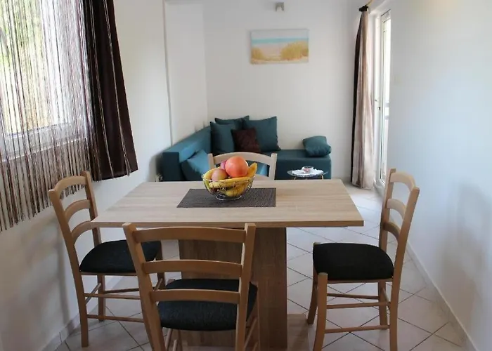 Appartamento By The Sea Pirovac, Sibenik - 24368